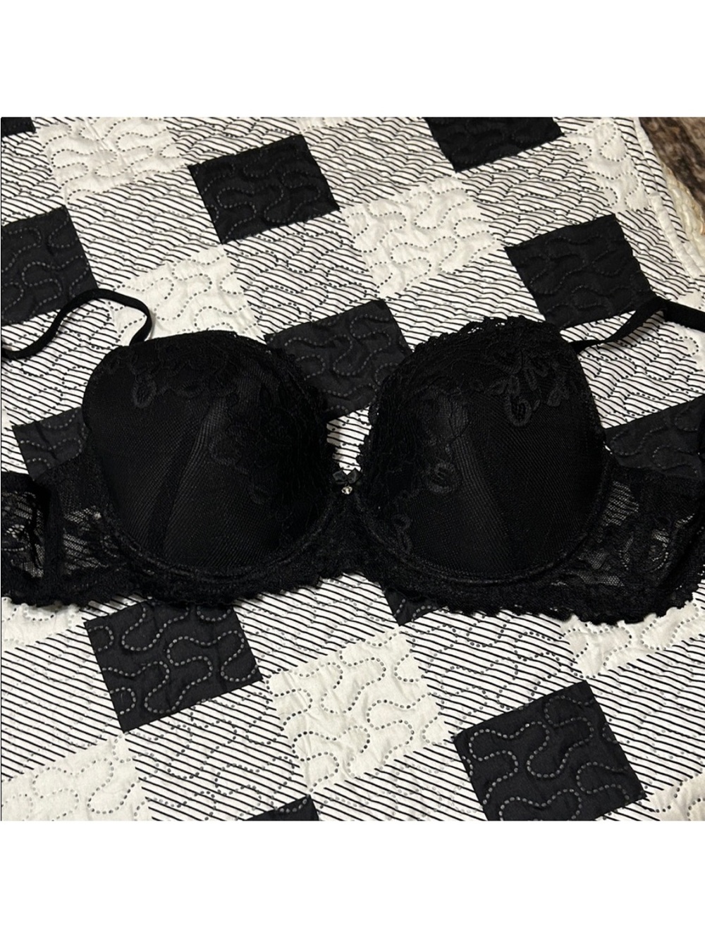 Lace Trim Push-Up Bra - White, Gray, Blush, Nude, Black - Picture 6 of 7